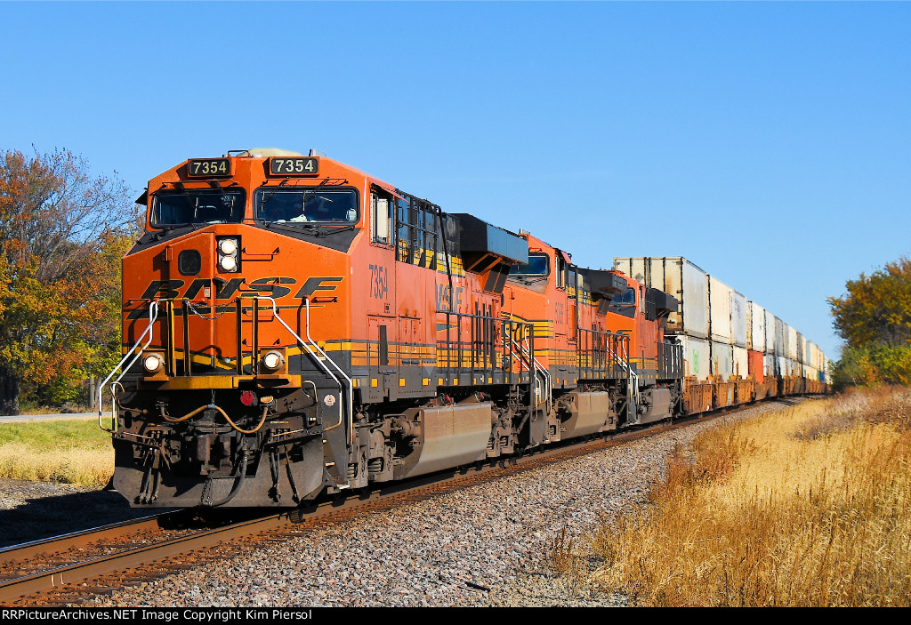 BNSF 7354 5086 8372